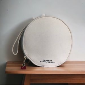 MARC JACOBS PERFECT cosmetic bag